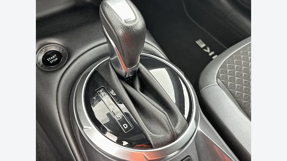 NISSAN Juke -