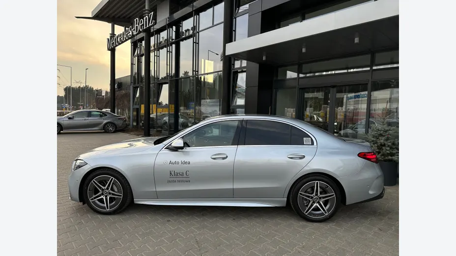 MERCEDES-BENZ C Klasa C 200 mHEV 4-Matic AMG