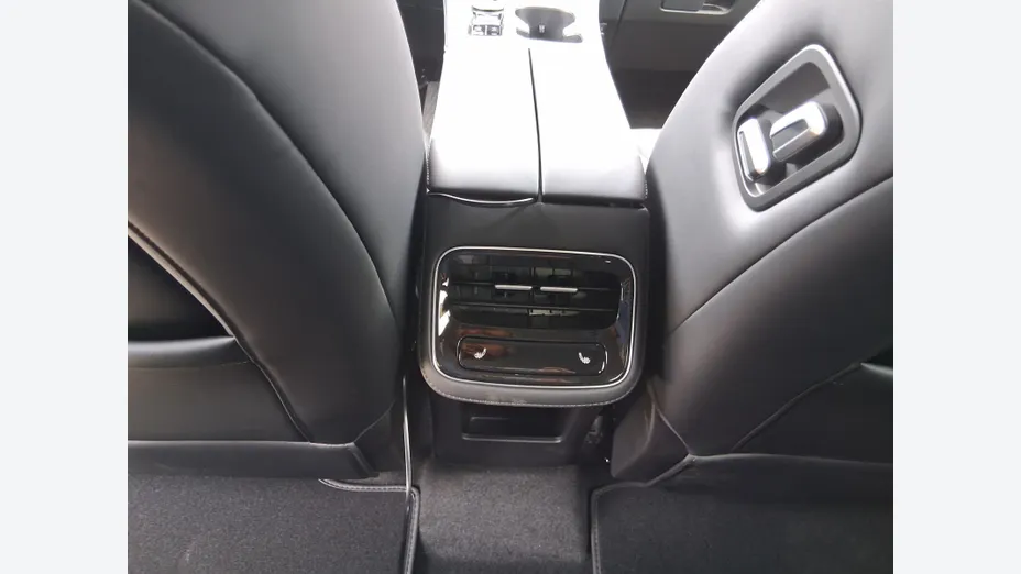 CHERY Tiggo 8 -