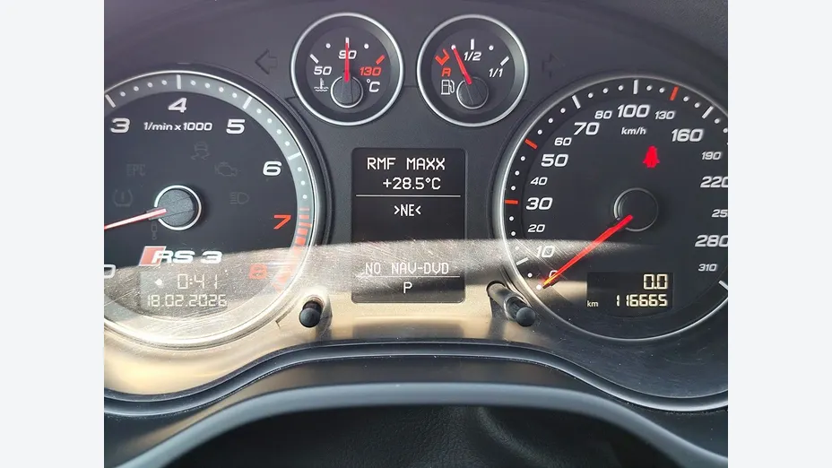 AUDI RS3 -