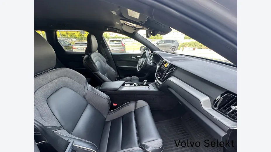 VOLVO XC60 XC60 B4 B R-Design aut