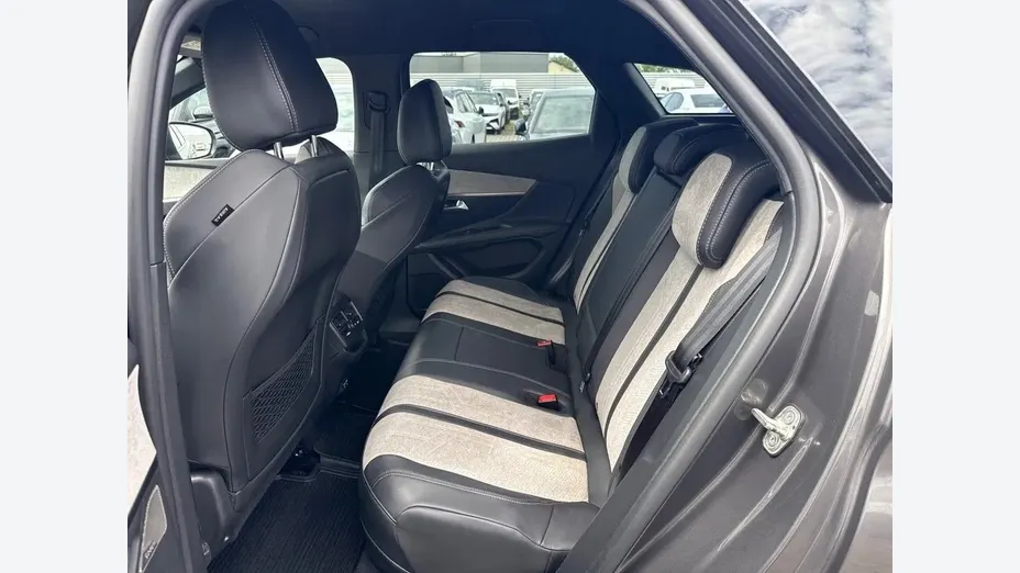 PEUGEOT 3008 3008 1.6 PureTech Hybrid4 PHEV GT S&S EAT8