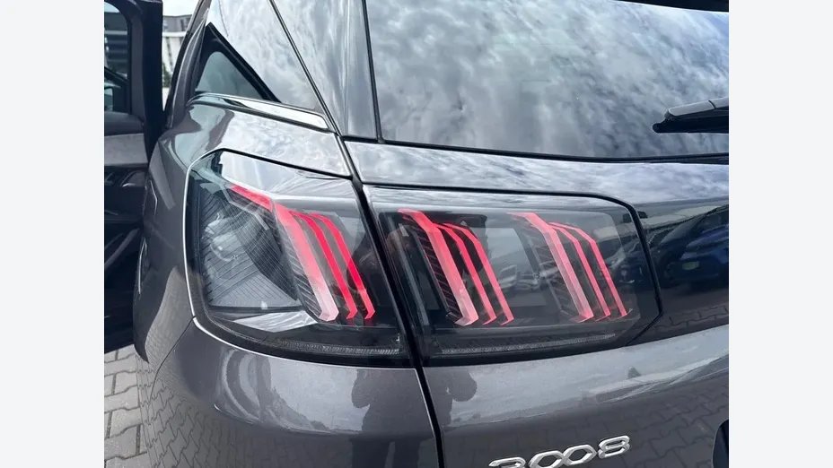 PEUGEOT 3008 3008 1.6 PureTech Hybrid4 PHEV GT S&S EAT8