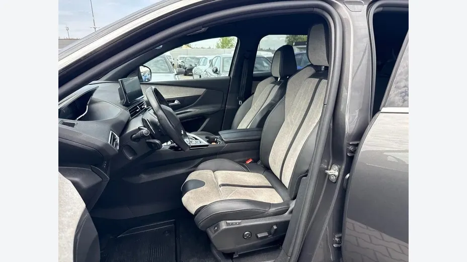 PEUGEOT 3008 3008 1.6 PureTech Hybrid4 PHEV GT S&S EAT8