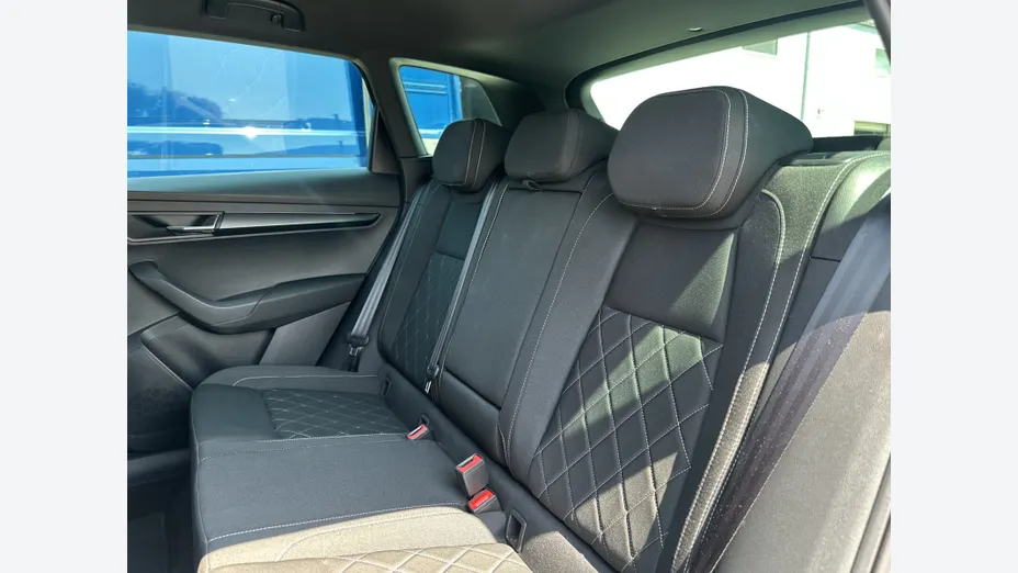 SKODA Karoq Karoq 1.5 TSI ACT Sportline DSG
