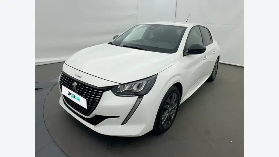 PEUGEOT 208 -