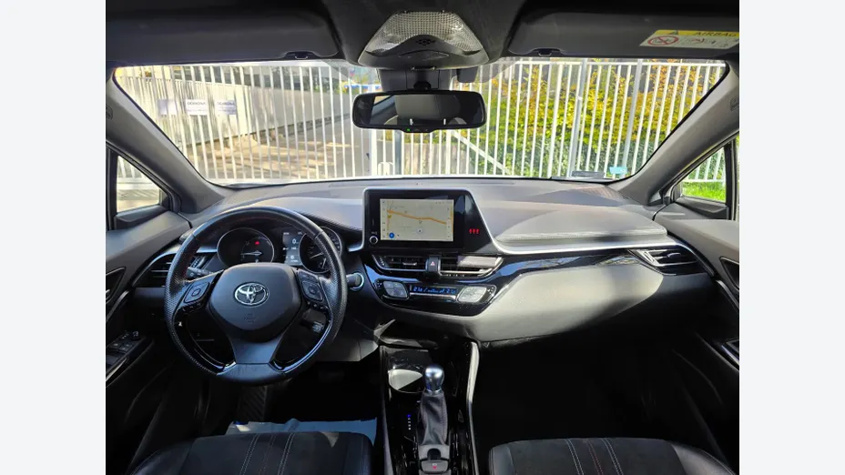 TOYOTA C-HR -