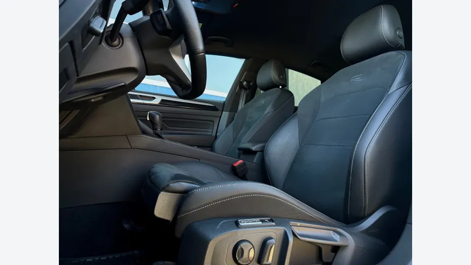 VOLKSWAGEN Arteon Arteon 2.0 TSI R-Line DSG