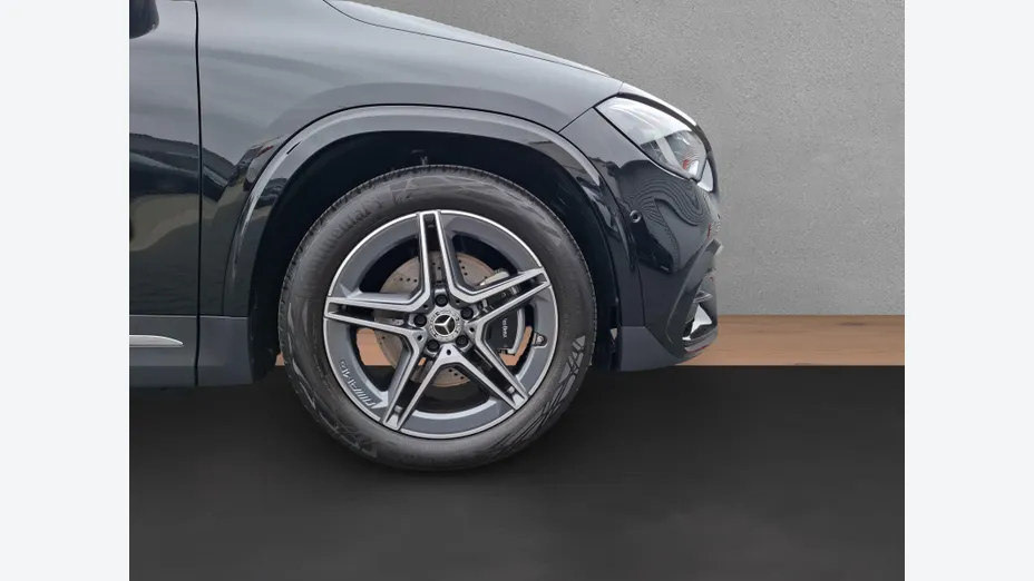 MERCEDES-BENZ GLA GLA 200 mHEV AMG Line 7G-DCT