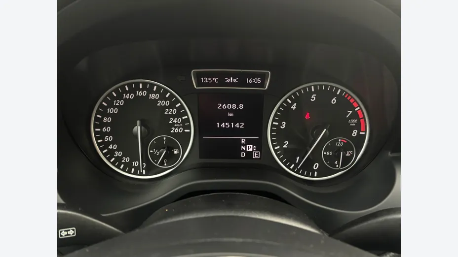 MERCEDES-BENZ A Klasa A 180