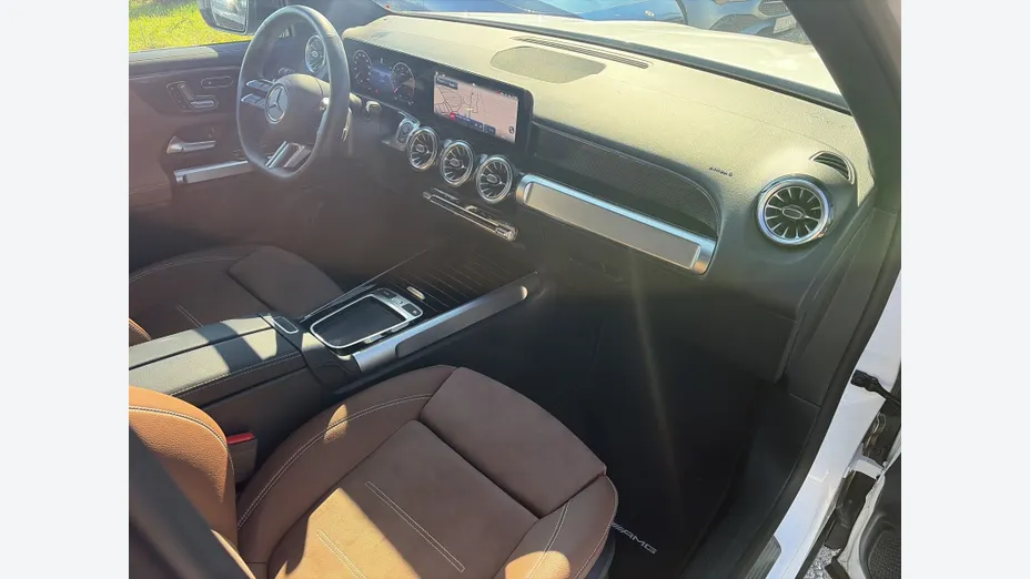 MERCEDES-BENZ GLB GLB 200 mHEV AMG Line 7G-DCT