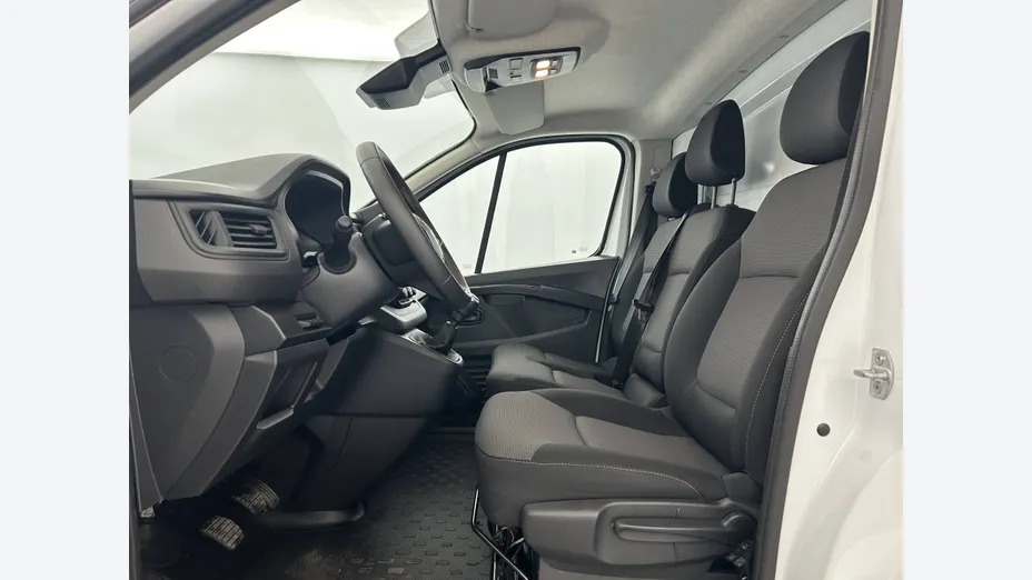RENAULT Trafic -
