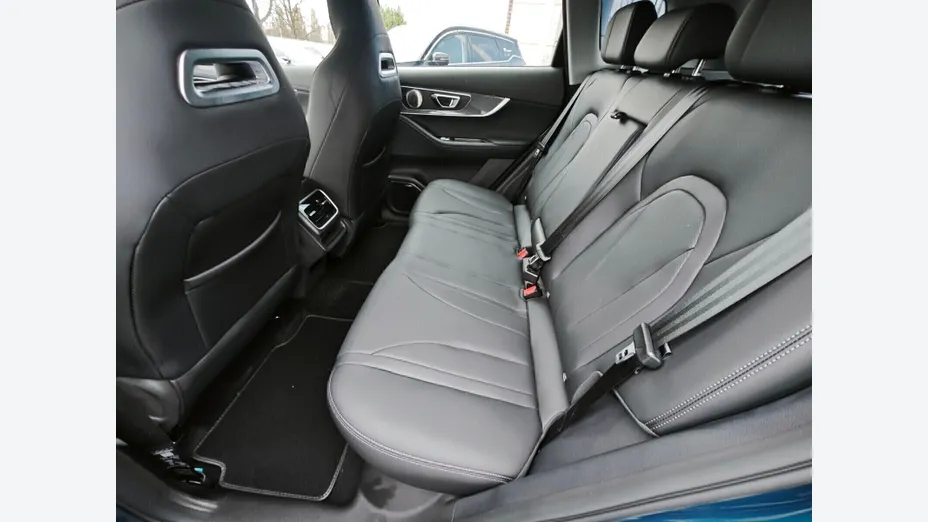 CHERY Tiggo 7 Tiggo 7 1.5 T-GDI Super Hybrid Prestige DHT Nowy