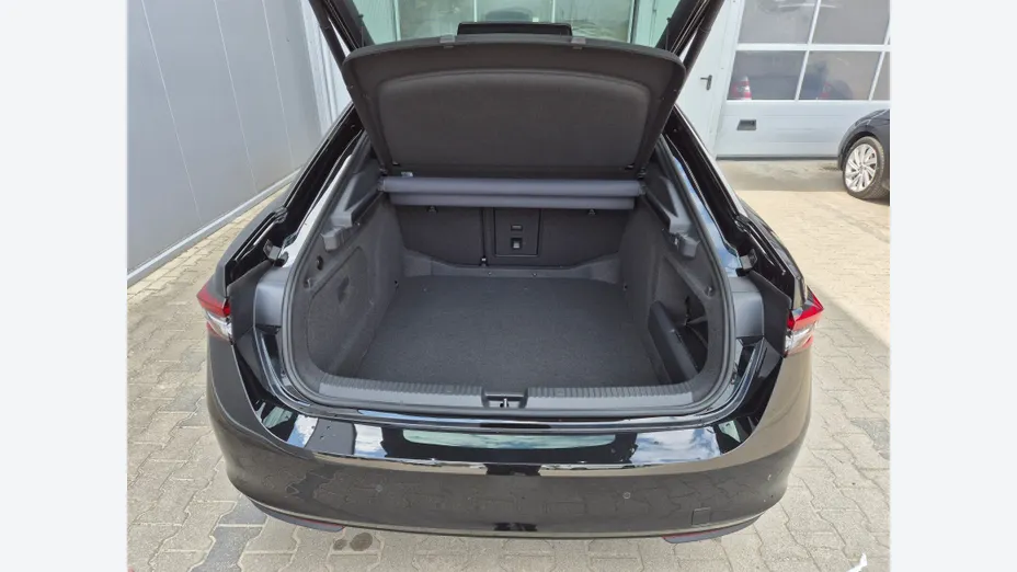 SKODA Superb Superb 2.0 TDI SCR 4x4 Sportline DSG