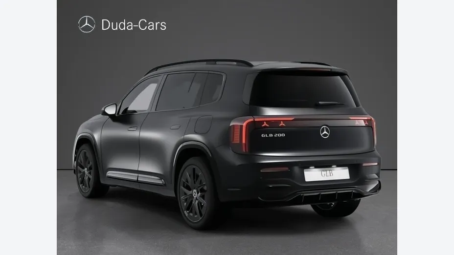 MERCEDES-BENZ GLB -