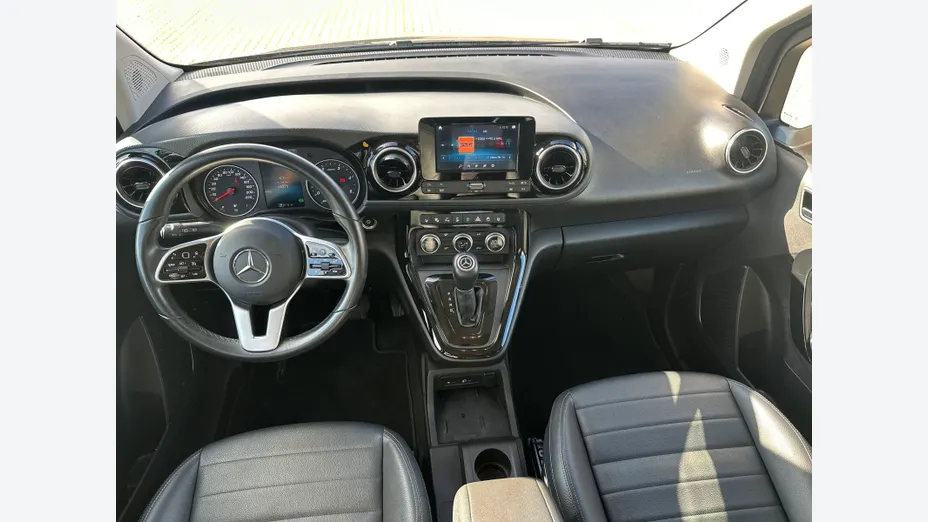 MERCEDES-BENZ T klasa T 180 d Style aut