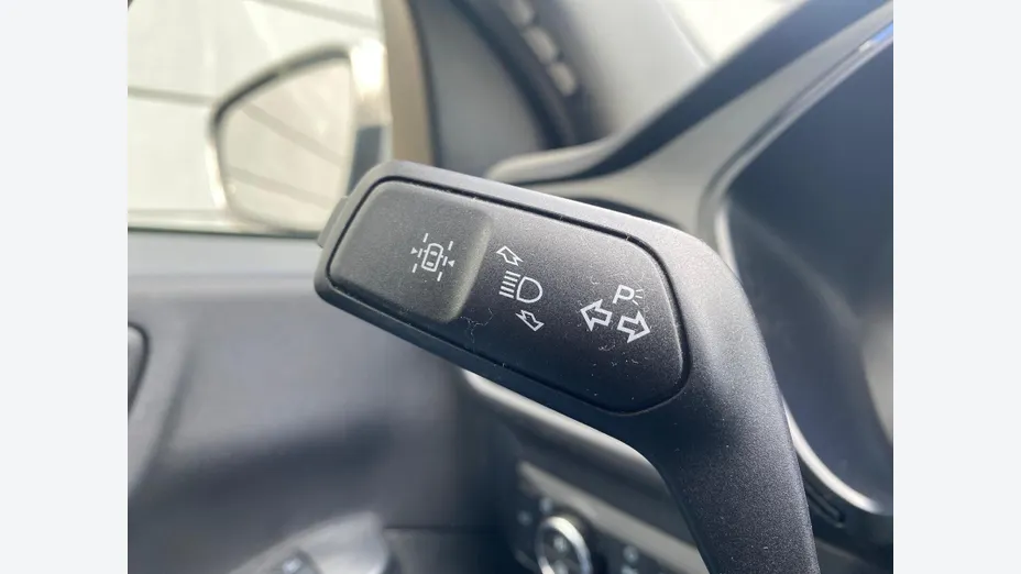 FORD Kuga Kuga 2.5 FHEV FWD Graphite Tech Edition e-CVT