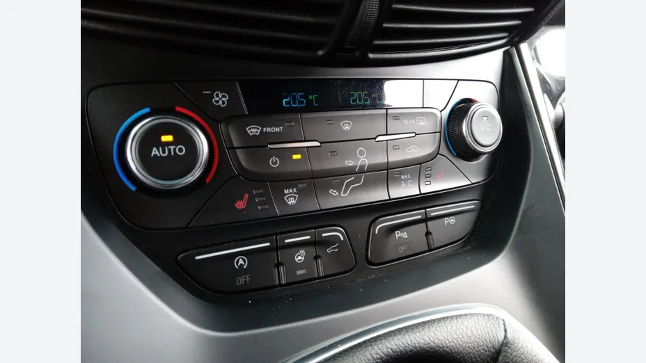 FORD Kuga Kuga 1.5 EcoBoost FWD ST-Line ASS