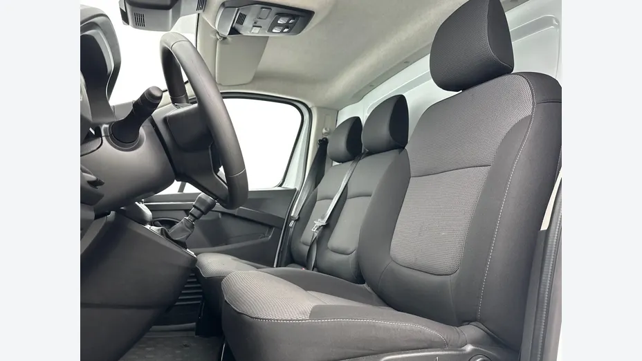 RENAULT Trafic -