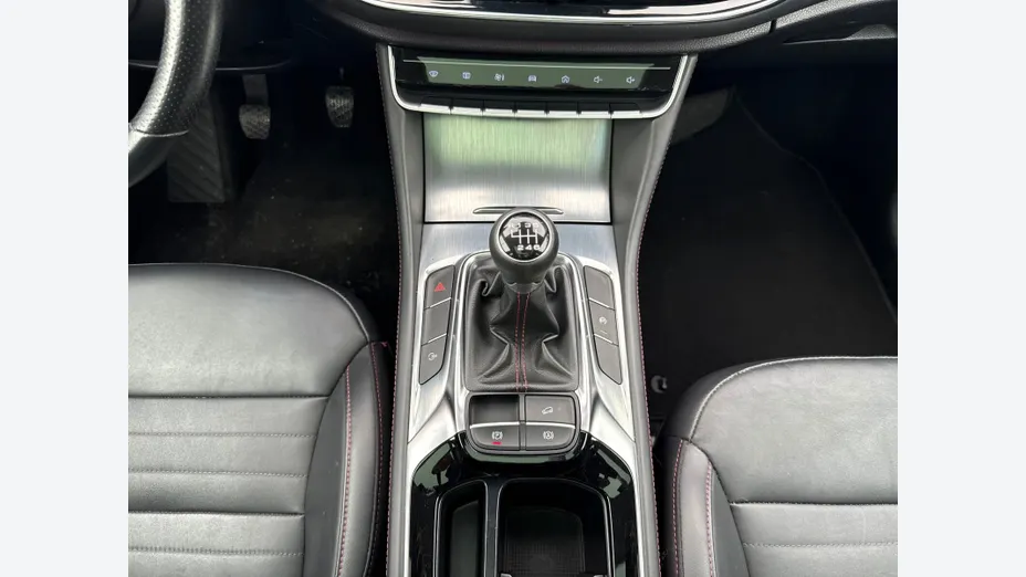MG HS HS 1.5 T-GDI Exclusive