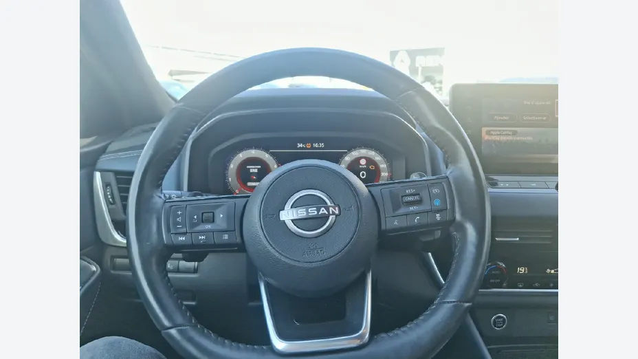 NISSAN Qashqai -