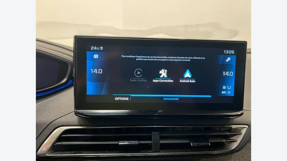 PEUGEOT 3008 -