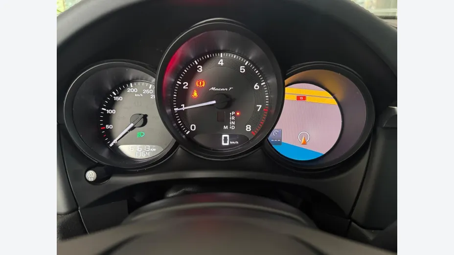 PORSCHE Macan Macan T