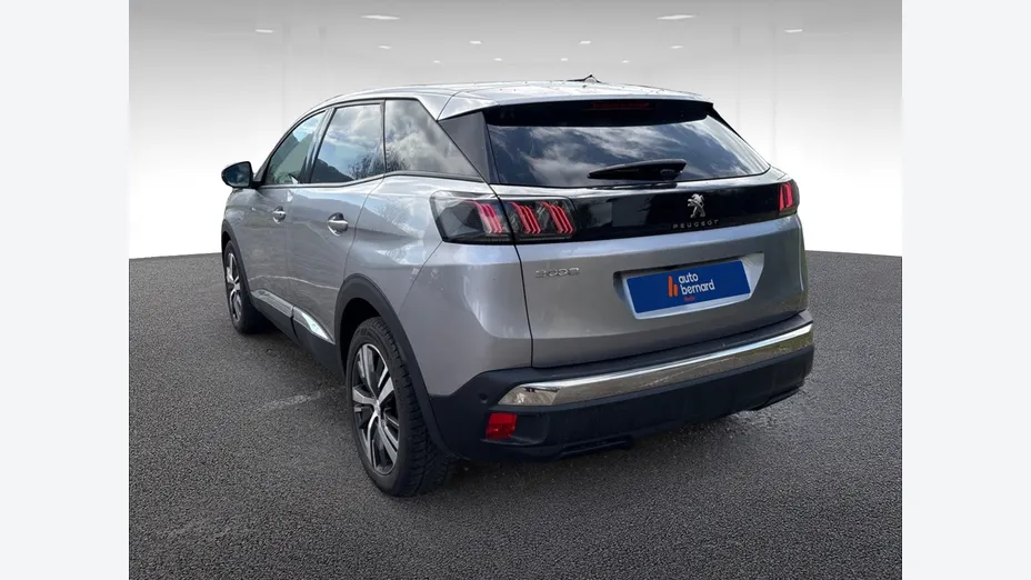 PEUGEOT 3008 -