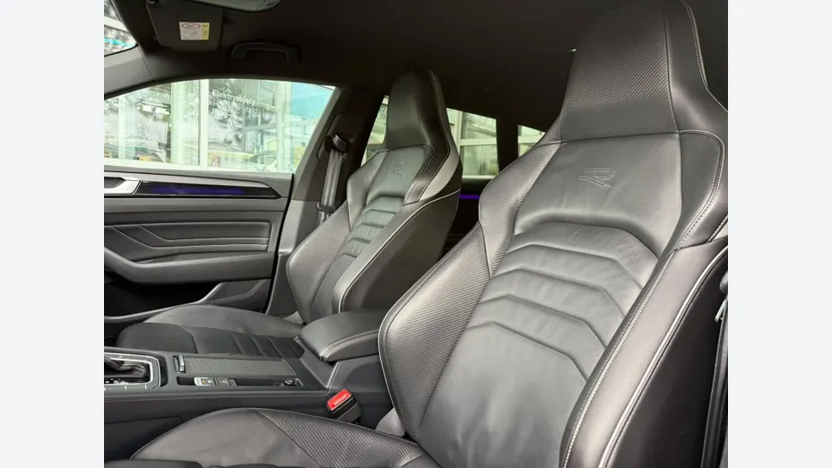 VOLKSWAGEN Arteon Arteon 2.0 TSI R-Line DSG