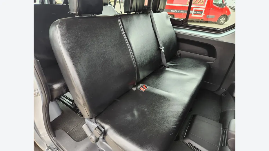 RENAULT Trafic -