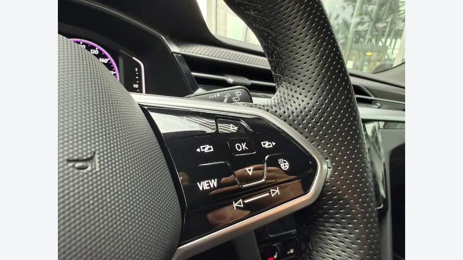 VOLKSWAGEN Arteon Arteon 2.0 TSI R-Line DSG