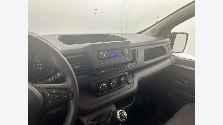 RENAULT Trafic -