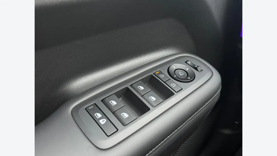 HYUNDAI Santa Fe Santa Fe 1.6 T-GDI HEV Calligraphy 4WD aut 6os.