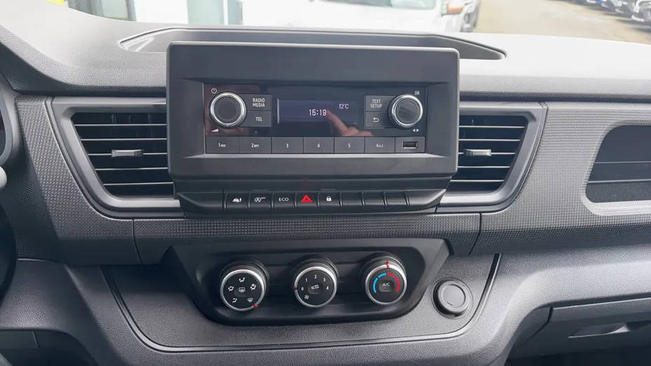 RENAULT Trafic -