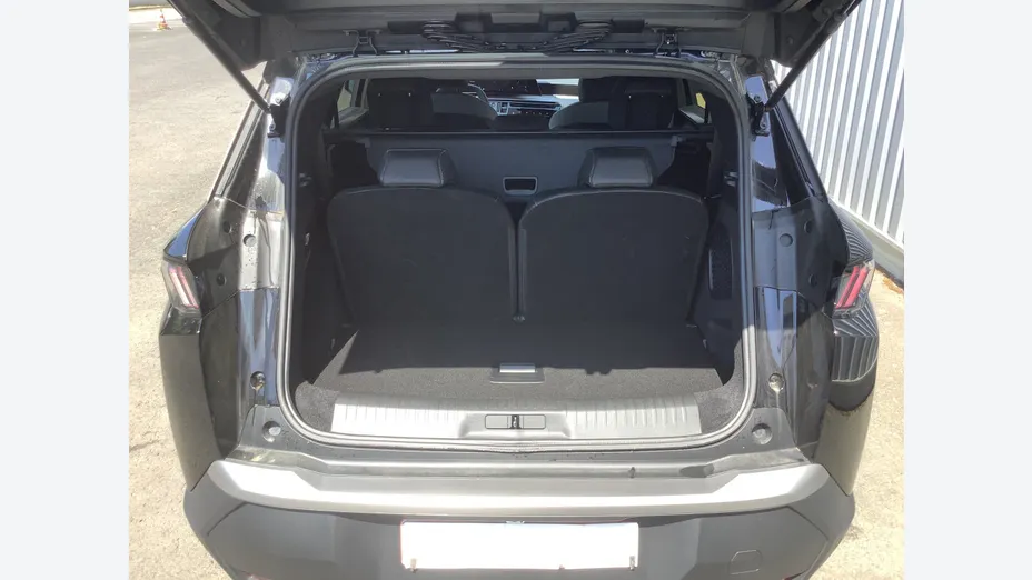 PEUGEOT 5008 -