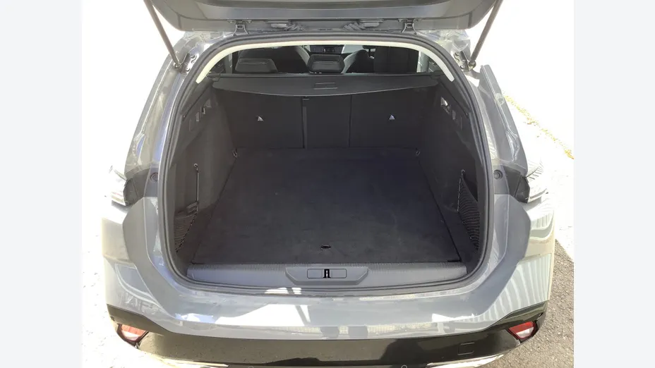 PEUGEOT 308 -