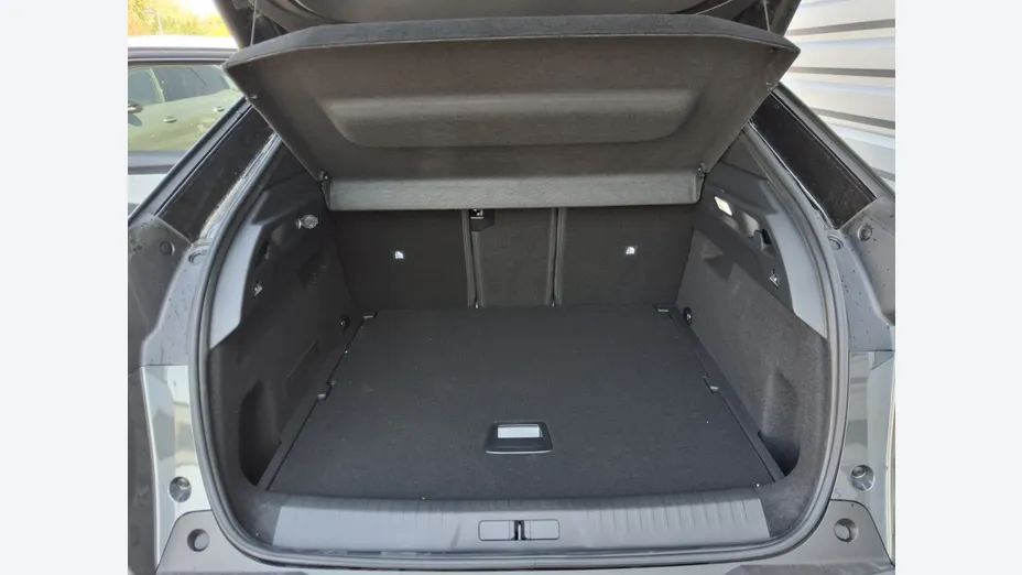 PEUGEOT 3008 -