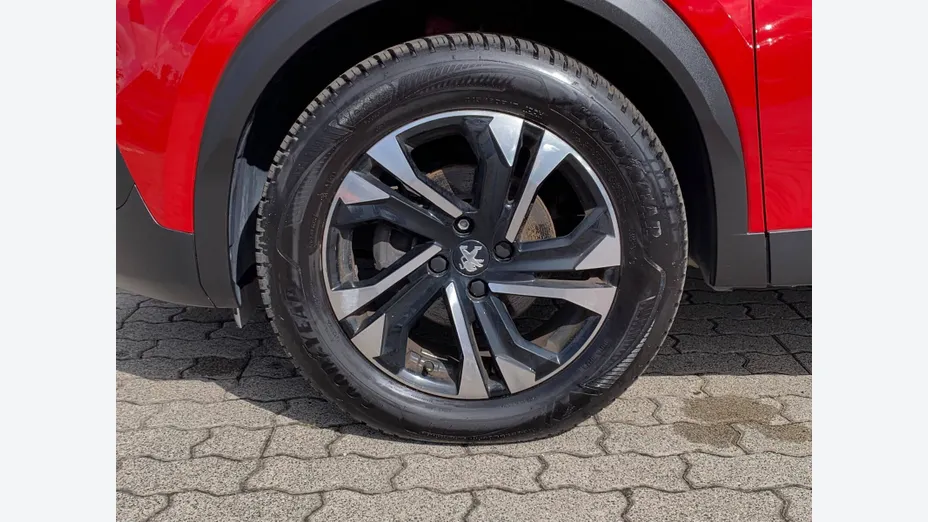 PEUGEOT 2008 2008 1.2 PureTech Allure Pack S&S EAT8