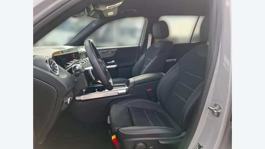 MERCEDES-BENZ GLB GLB 200 mHEV AMG Line 7G-DCT