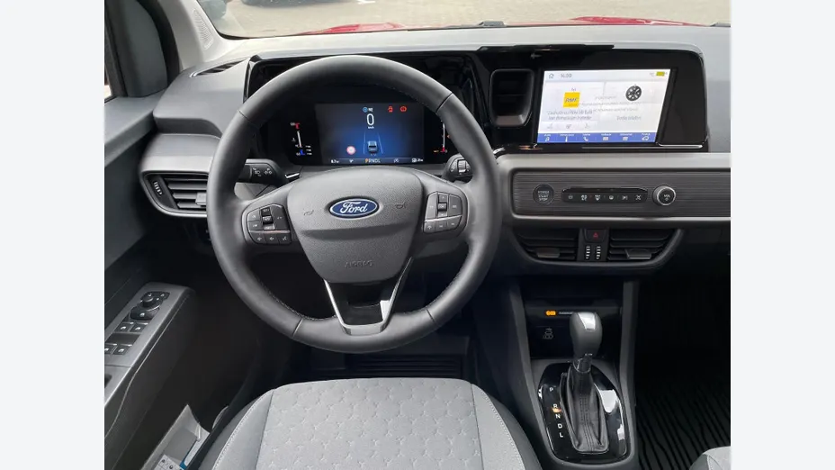 FORD Tourneo Courier Tourneo Courier 1.0 EcoBoost Titanium aut Nowy