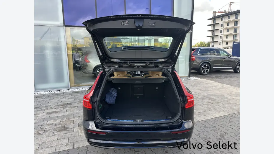 VOLVO V60 V60 B4 B Plus Dark aut