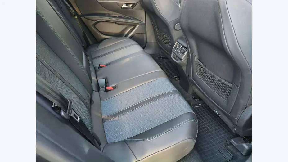 PEUGEOT 3008 3008 1.2 PureTech Allure S&S EAT8