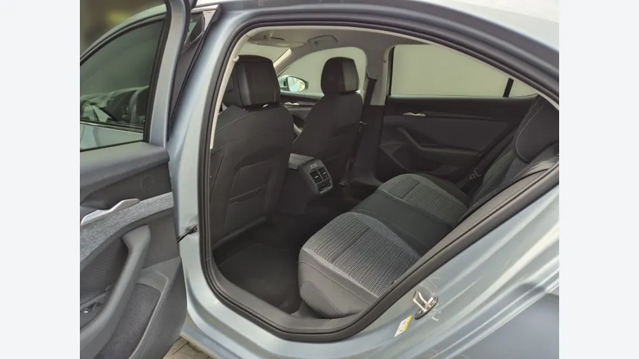 SKODA Superb Superb 1.5 TSI mHEV Drive DSG Nowy