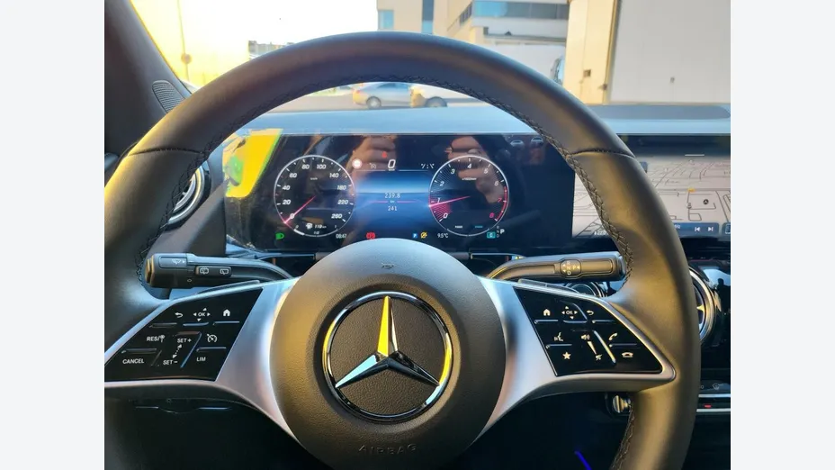 MERCEDES-BENZ B Klasa B 200 mHEV 7G-DCT