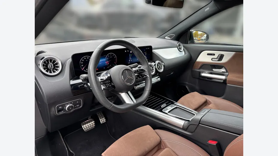 MERCEDES-BENZ GLA GLA 200 mHEV AMG Line 7G-DCT