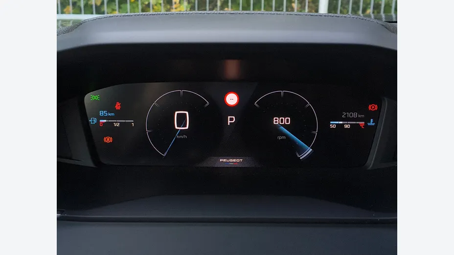 PEUGEOT 2008 2008 1.2 PureTech Allure S&S EAT8