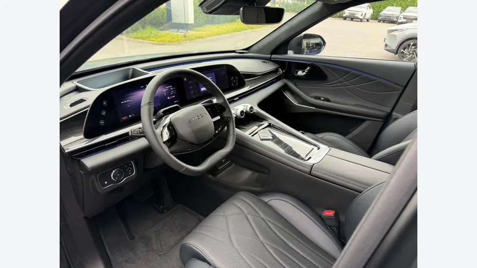 OMODA Omoda 9 Omoda 9 1.5 Super Hybrid Exclusive AWD