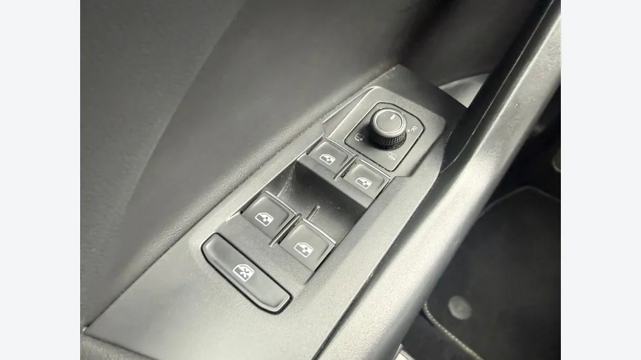 VOLKSWAGEN T-Cross T-Cross 1.0 TSI R-Line DSG