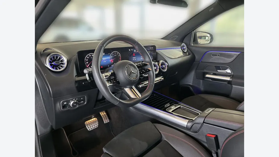 MERCEDES-BENZ GLA GLA 200 mHEV AMG Line 7G-DCT