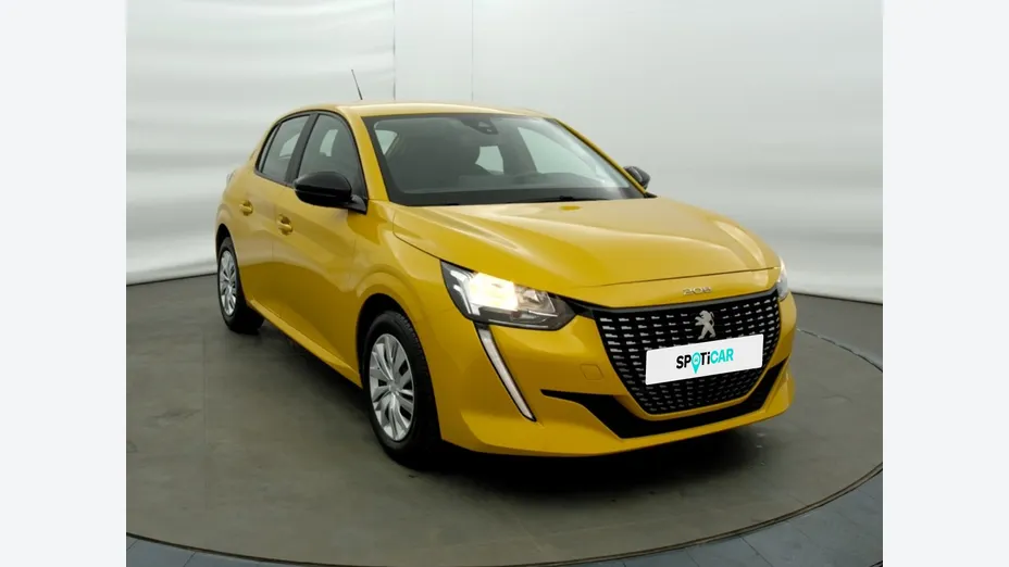 PEUGEOT 208 -